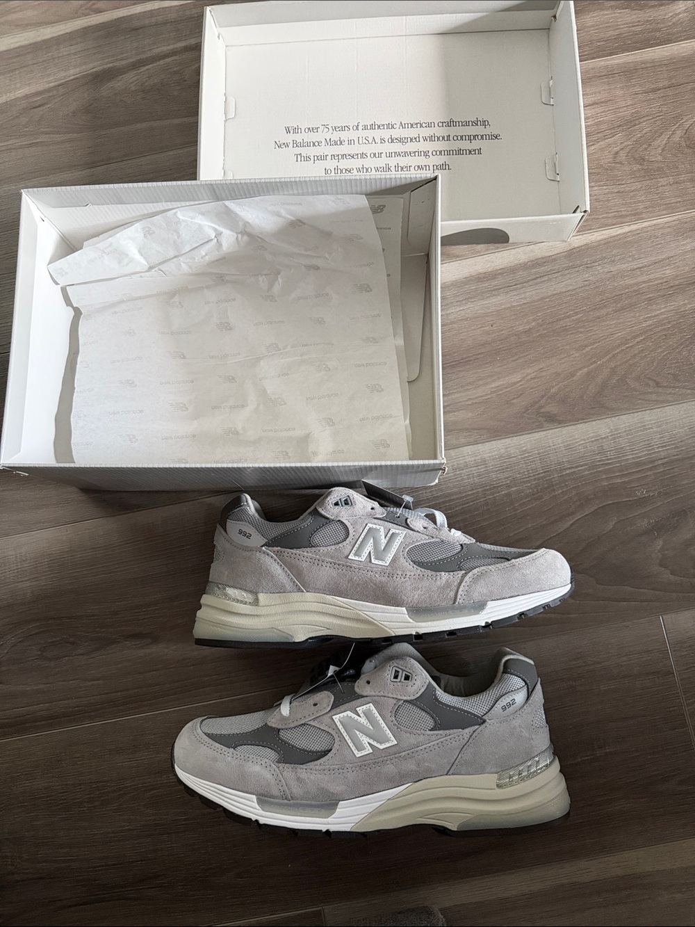 New Balance 992